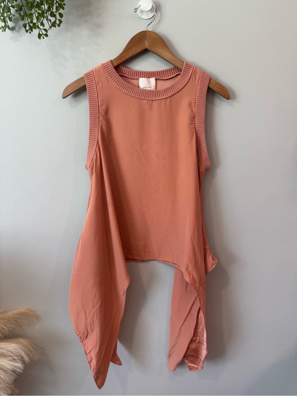 cinq a sept Coral Draped Sleeveless Tank Sz M